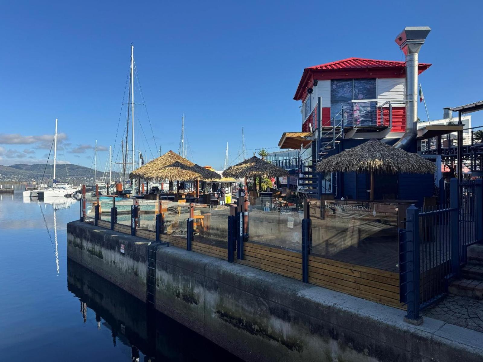 Knysna Quays Waterfront Accomodation מראה חיצוני תמונה